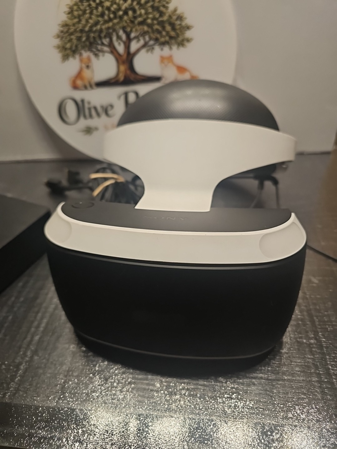 Sony PlayStation VR Headset PSVR& CUH-ZVR1 Processor Unit - Powers On