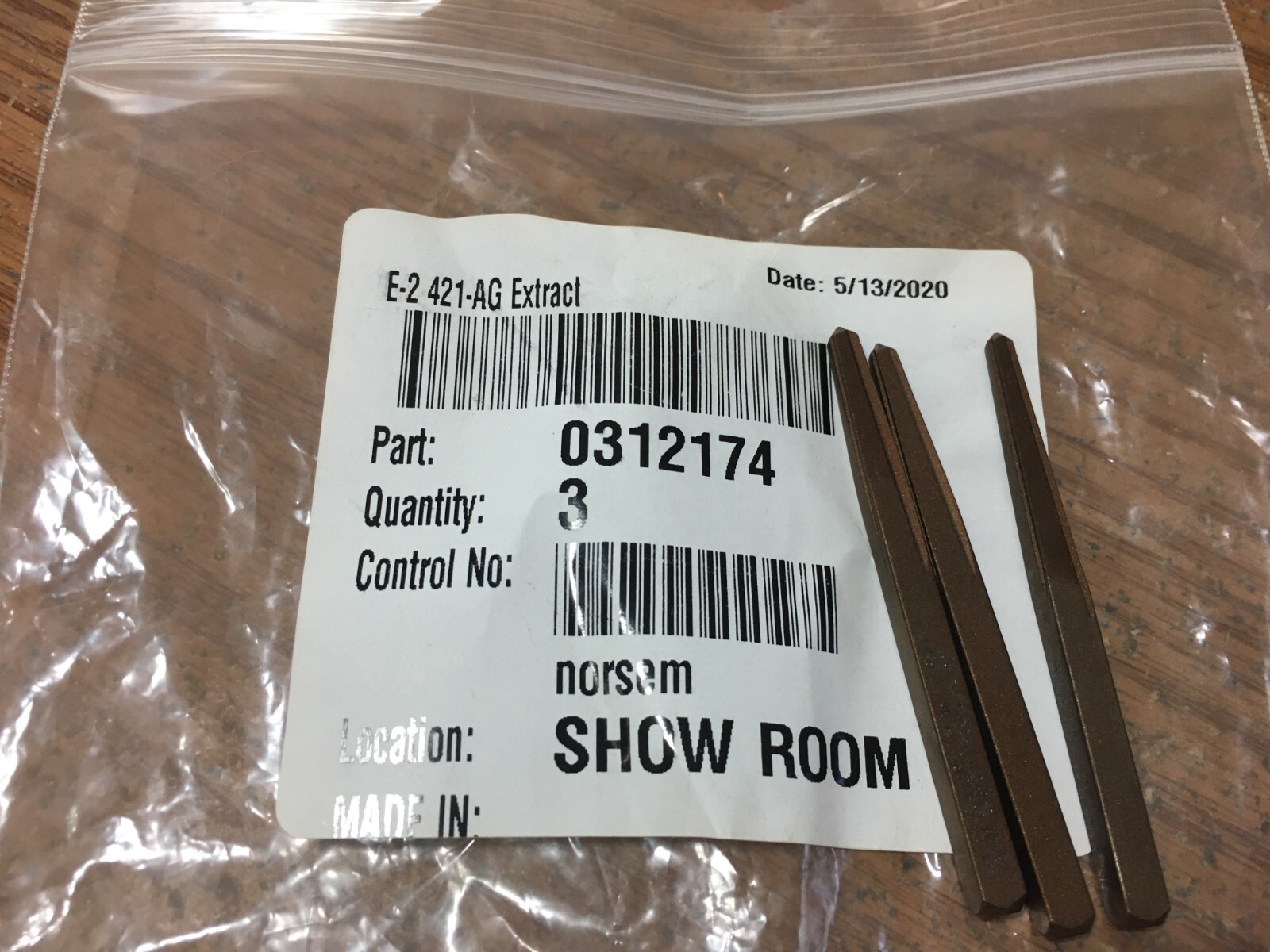Screw Extractor E-2 3/16" Carbon Steel Gold Surface Treated Qty 3