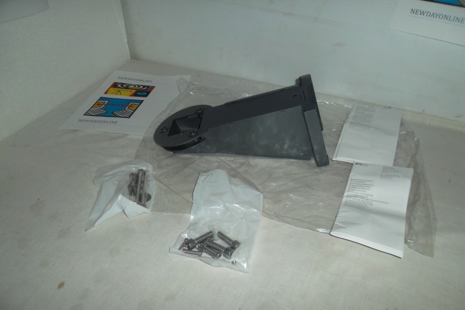 Erco 10.34955.000 Cantilever Arm Traverse Lightning Fixture 1034955000 NEW