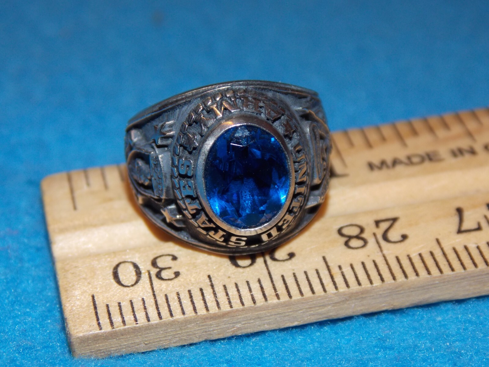 VINTAGE - U.S. ARMY POLICE WOMEN'S BLUE STONE RING -SIZE 6 - NOS - ALPHA BRAND