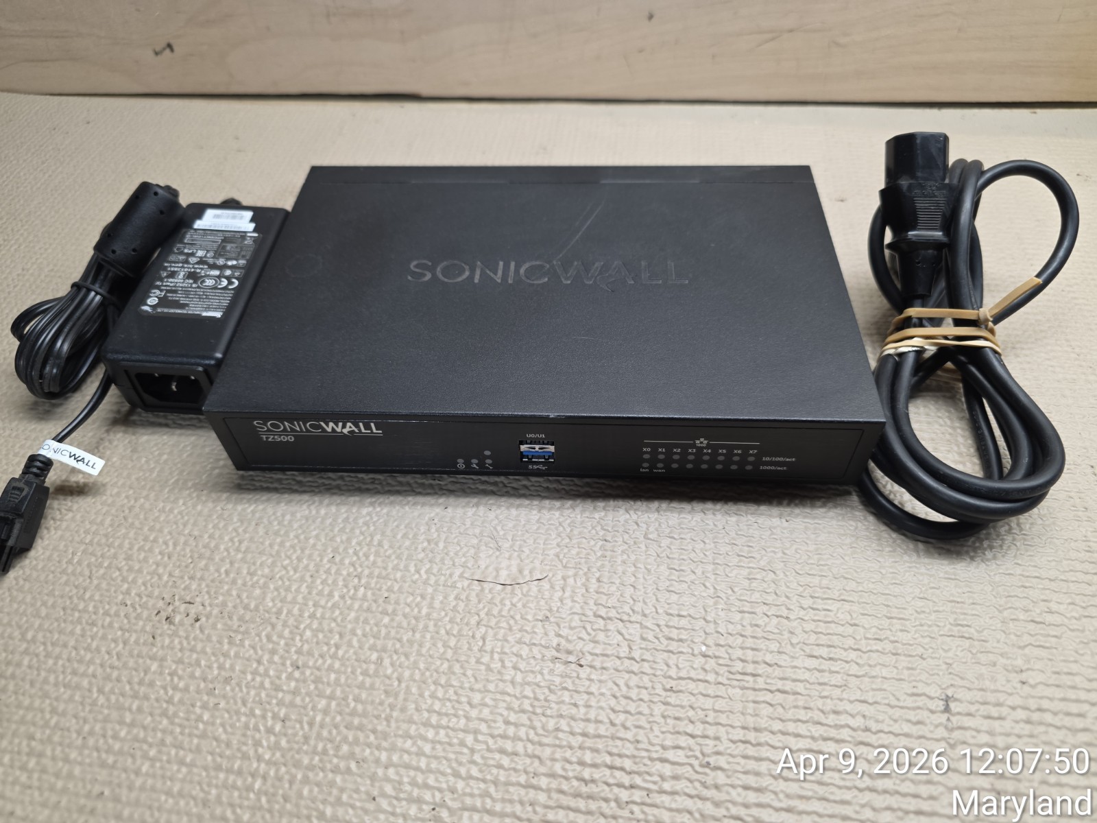 Dell SonicWall TZ500 Network Security Firewall APL29-0B6 W charger