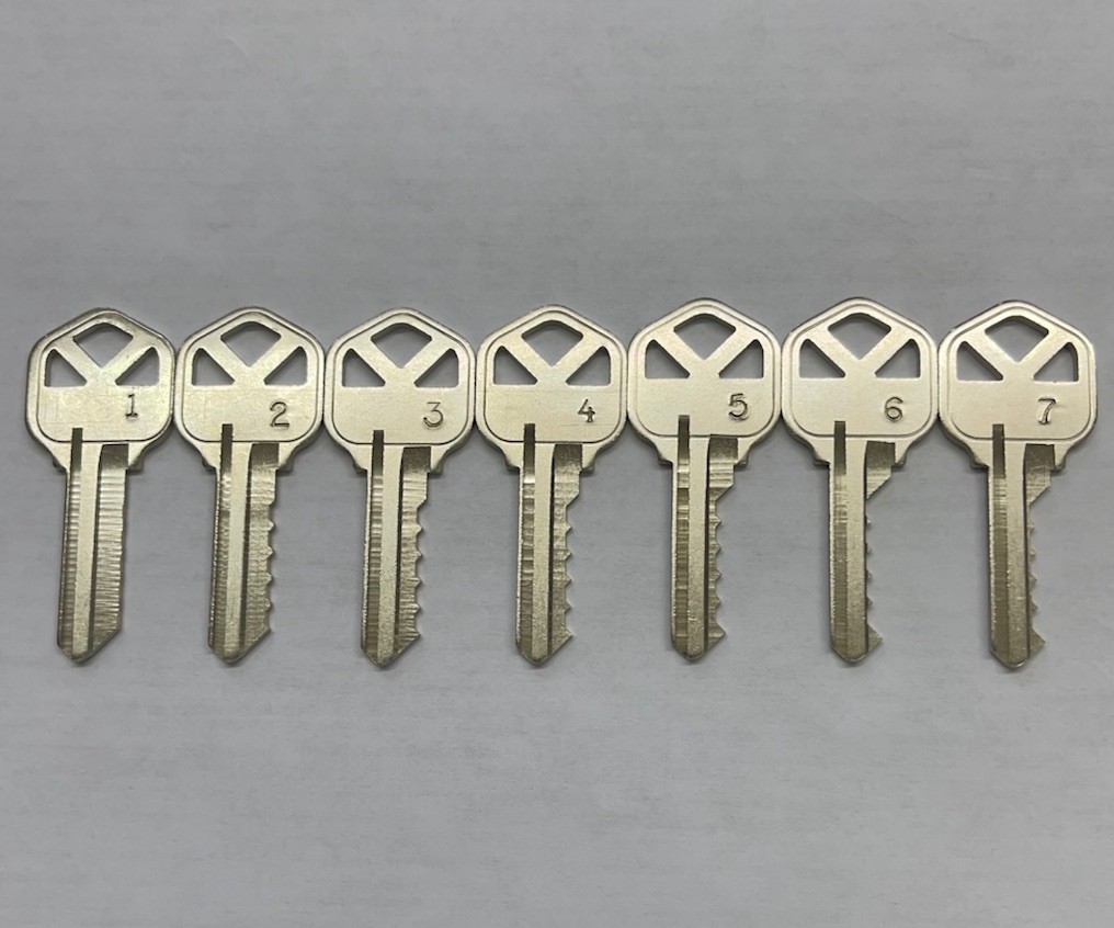 KWIKSET SPACE AND DEPTH KEYS SPACER KEYS KW1  LOCKSMITH TOOLS