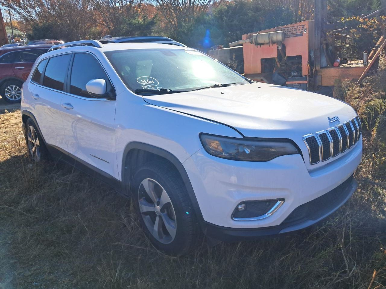 CHEROKEE  2019 Glove Box 4858463