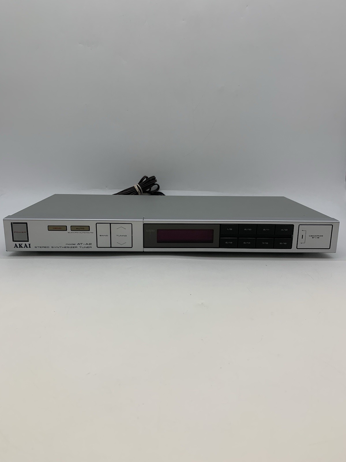 Akai AT-A2 AM/FM Stereo Synthesizer Tuner Tested Working Made in Japan