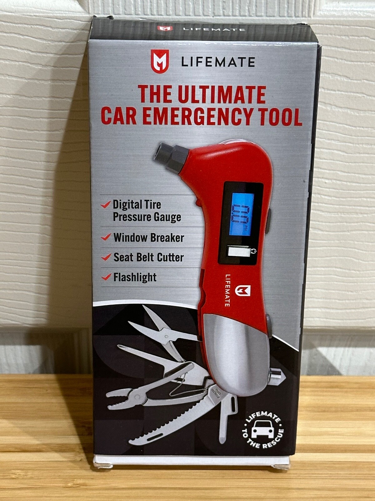 New LIFEMATE Window Breaker & Tire Pressure Gauge Car Emergency Rescue Tool Red