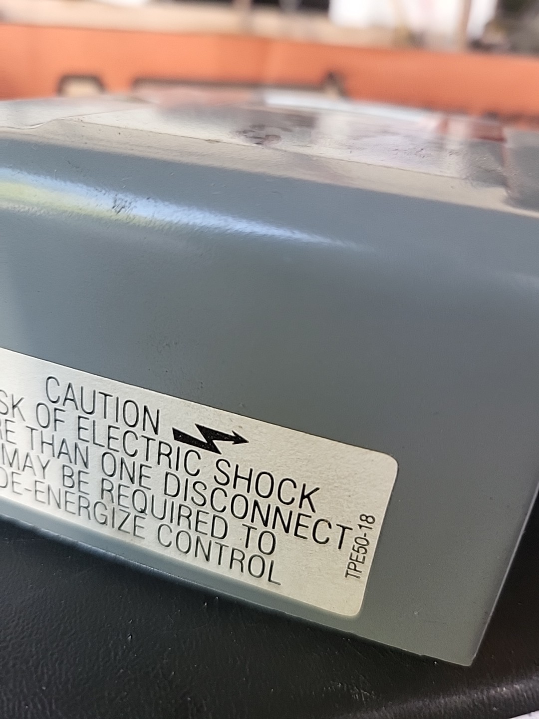 Johnson Controls Temperature Switch TPE50-18 PENN 8430