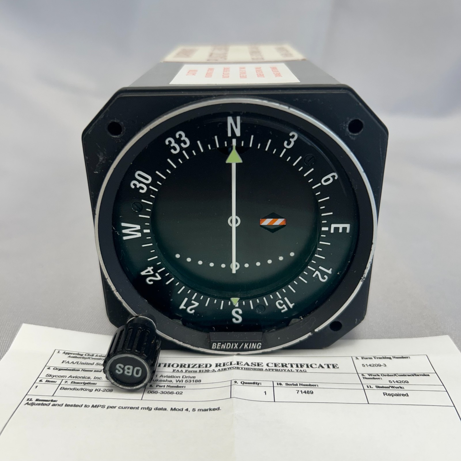 Bendix King KI-208 VOR/LOC Converter Indicator P/N 066-3056-02 with 8130