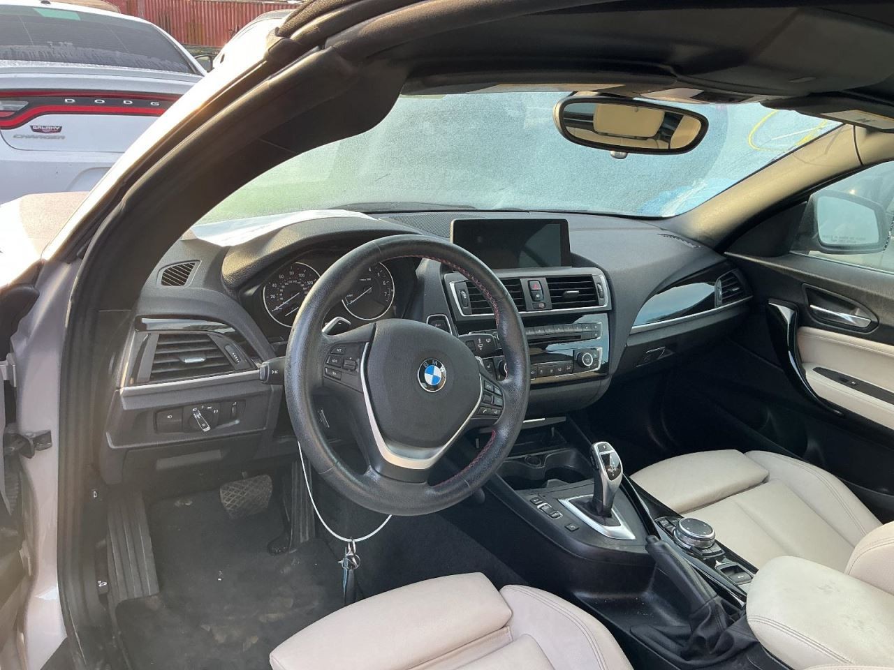 228I 2016 Glove Box 4909902