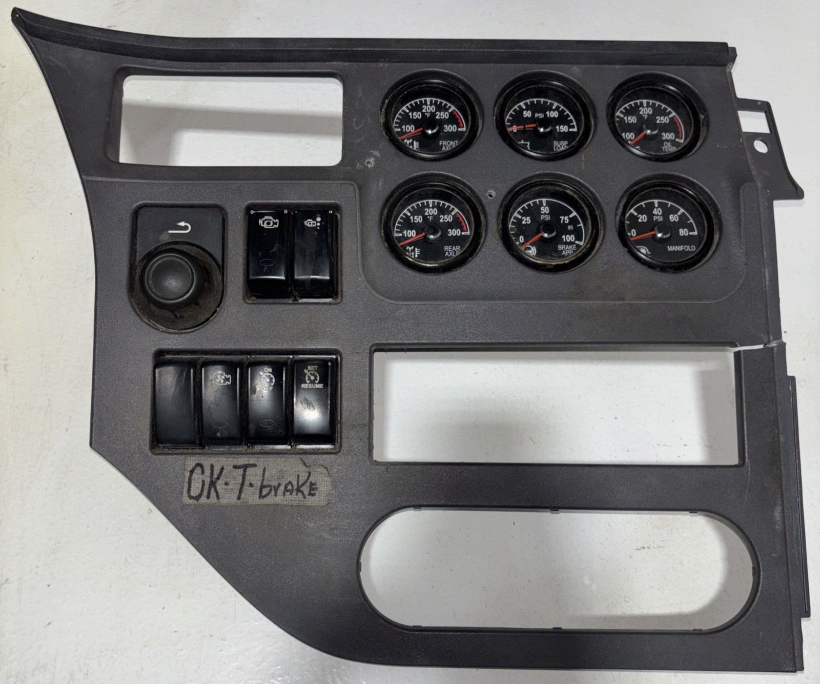 Peterbilt Dash Trim NGP Panel - B Texture Trim 6 Gauge P/N S64-6148-0681611B6