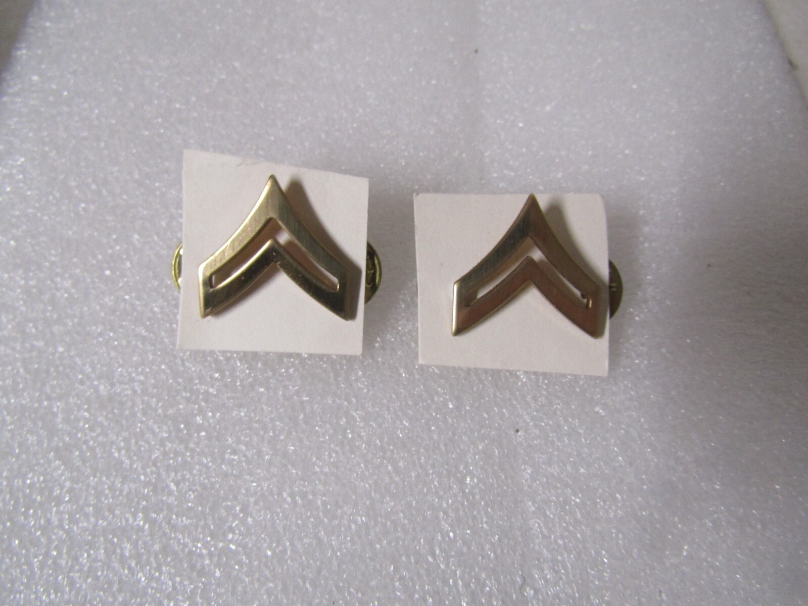 MILITARY INSIGNIA GOLD COLOR PIN ON RANK SET OF 2 E-4 CORPORAL