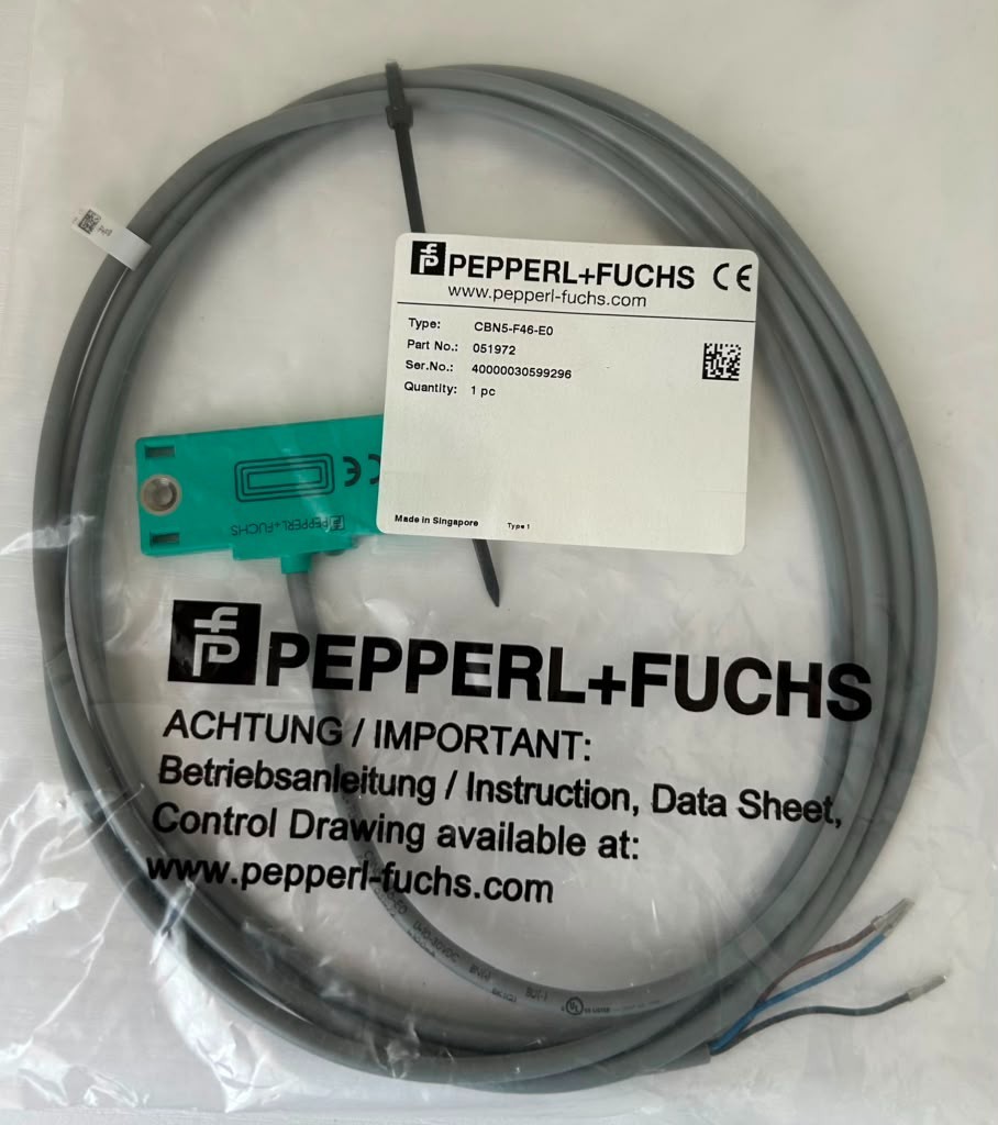 Pepperl+Fuchs CBN5-F46-E0 (051972) Capacitive Sensor NPN 5mm Flat Housing NOS