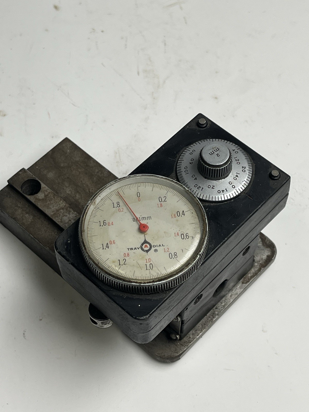 SWI Trav-A-Dial Metric Model 1-2 Mechanical Travel Indicator Lathe Mill w/ Base