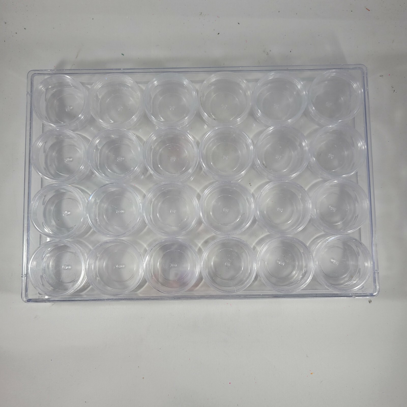 Container for Small Cylinder Containers 6 x 9 Inches
