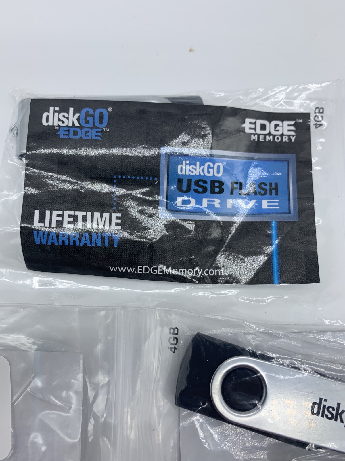 Diskgo pe230784 Edge 4gb C2 Usb Flash Drive Receiving 5 total flash drives
