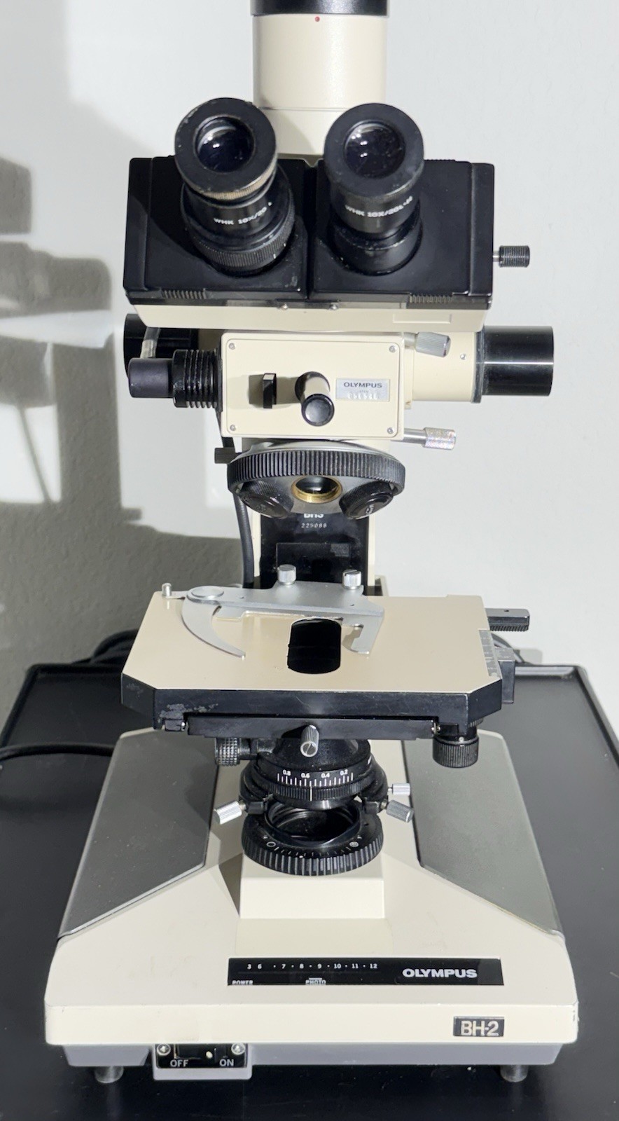 Olympus BH-2 BHS Microscope Trinocular w/ Olympus DP10 Digital Microscope Camera