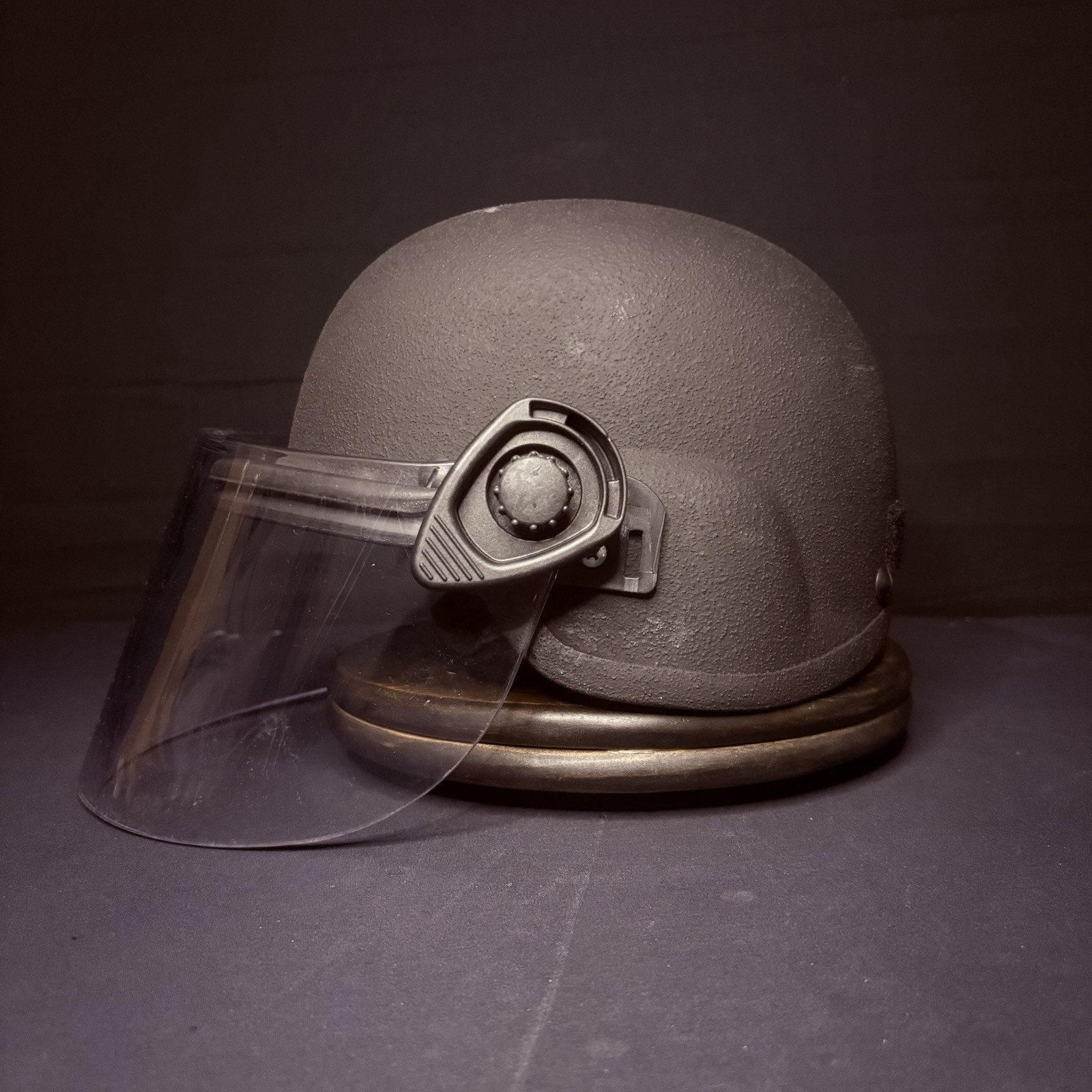 Protech Bullet Proof Helmet 3A IIIA Size Medium Removable Face Shield (SHORT)