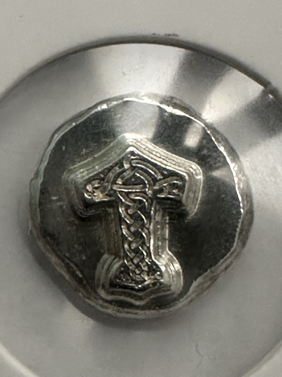 Silver Mjölnir Celtic knots