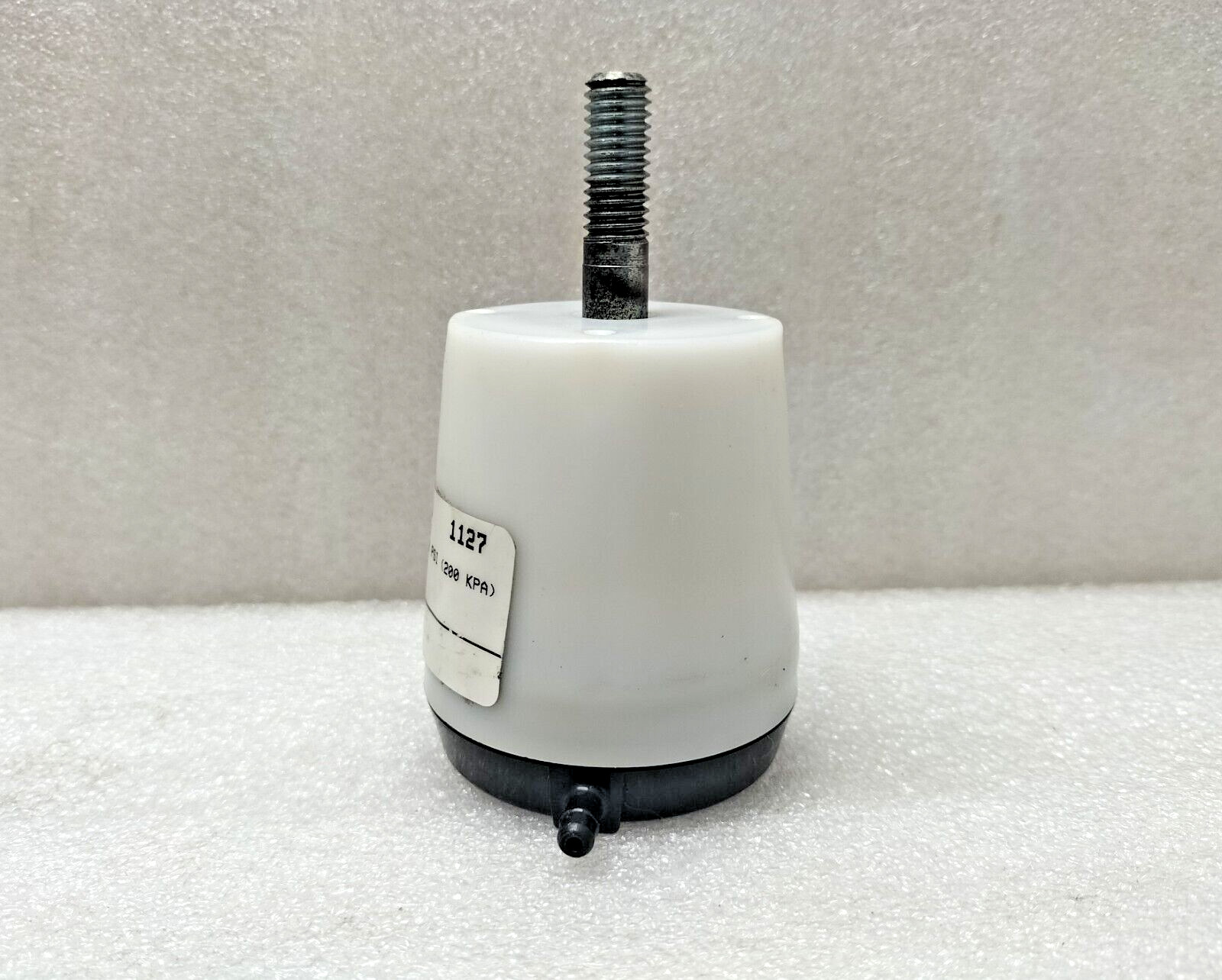 HONEYWELL MP913A1177 PNEUMATIC OPERATOR / VARIABLE VOLUME ACTUATOR 3 - 13 PSI