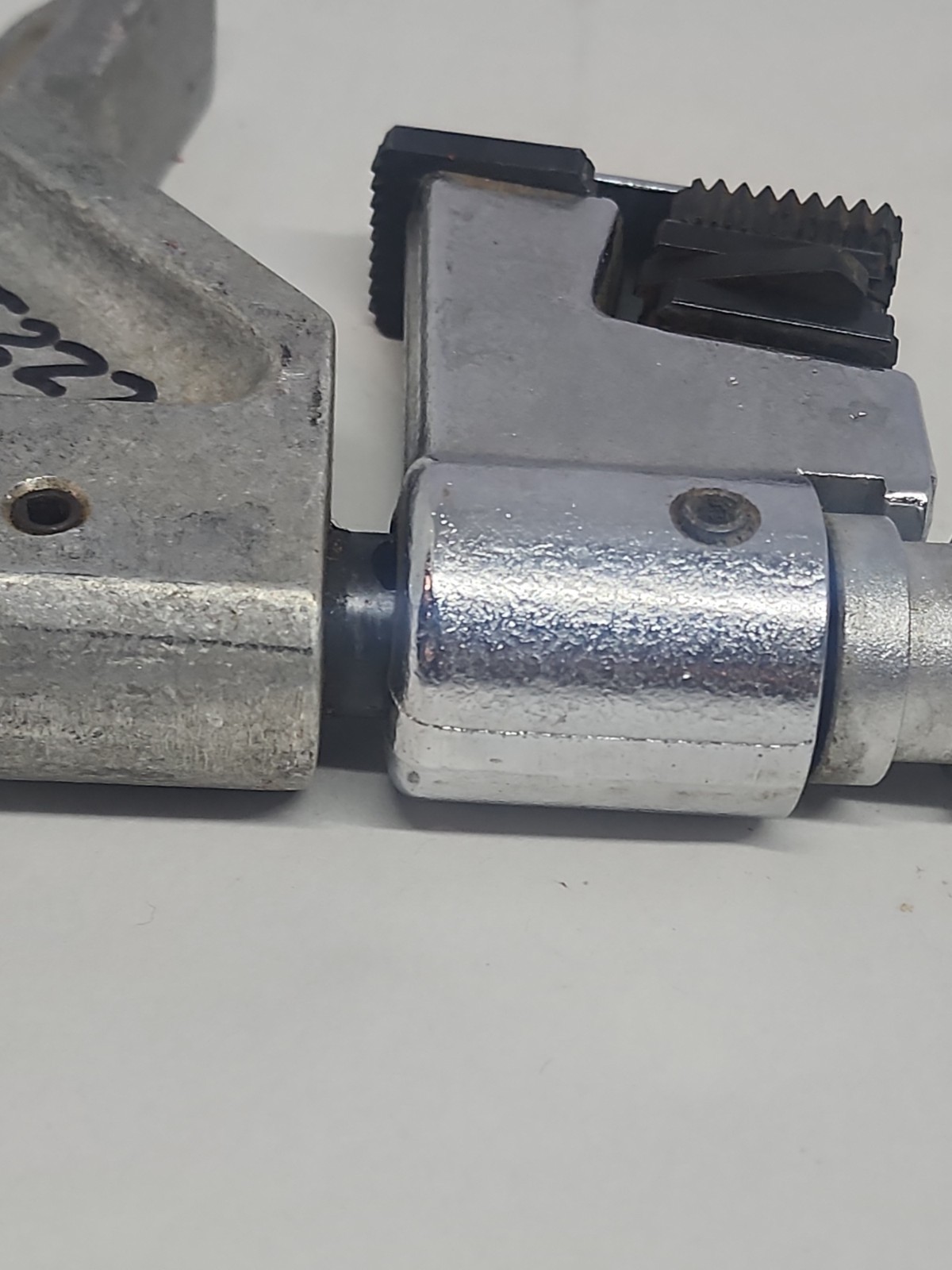 Power Team TC424 External Thread Chaser Repair Tool