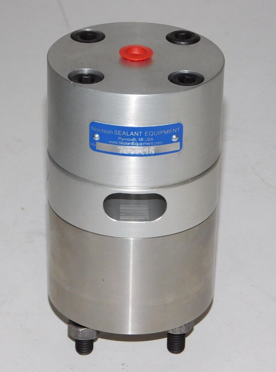 New Nordson 7426216 Dispenser Valve 1k air op nd al 1/4 004-z9 Material Manifold