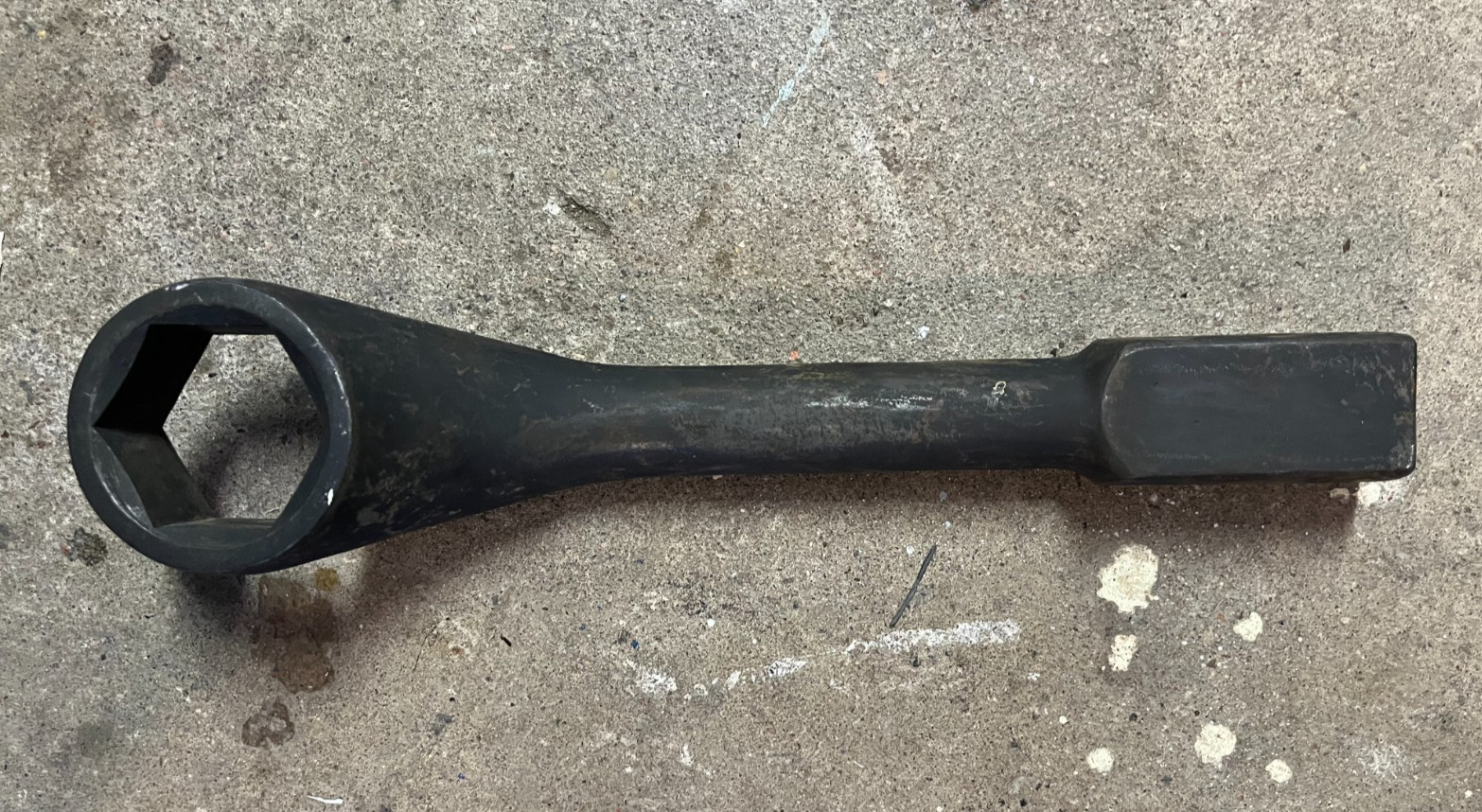 IMPERIAL 2" HAMMER WRENCH