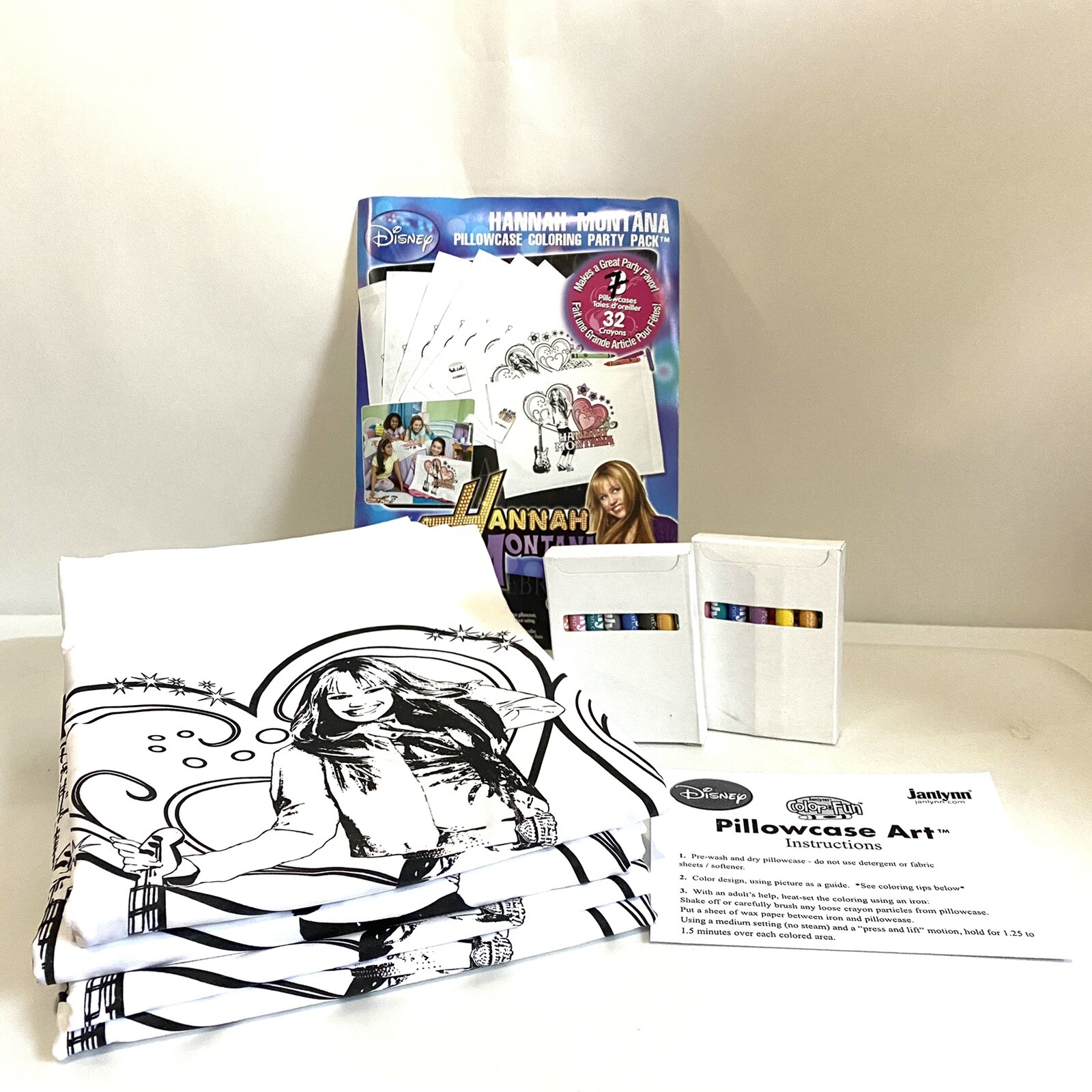 Disney Hannah Montana (7) Pillowcases Coloring Art Party & Crayons 2007 Retired.