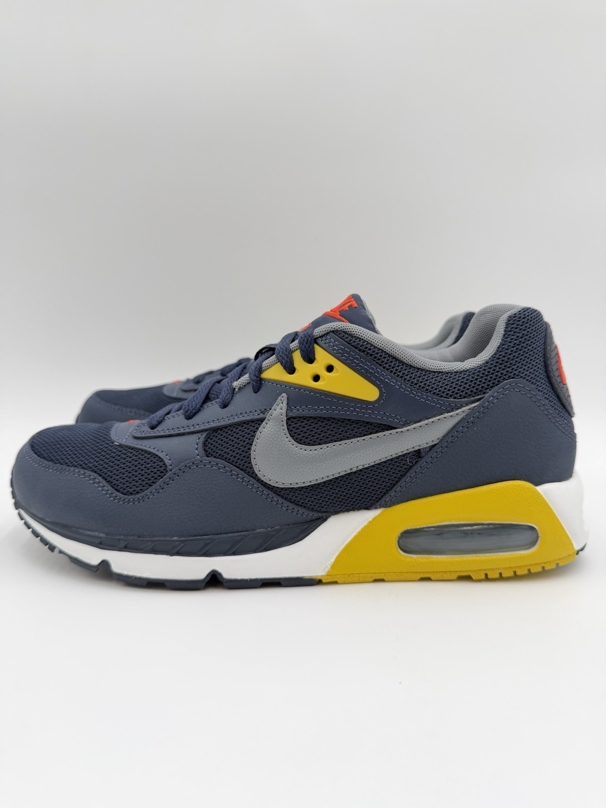 Nike Men’s Air Max Correlate Size 10 Obsidian Varsity Maize |511416-400|