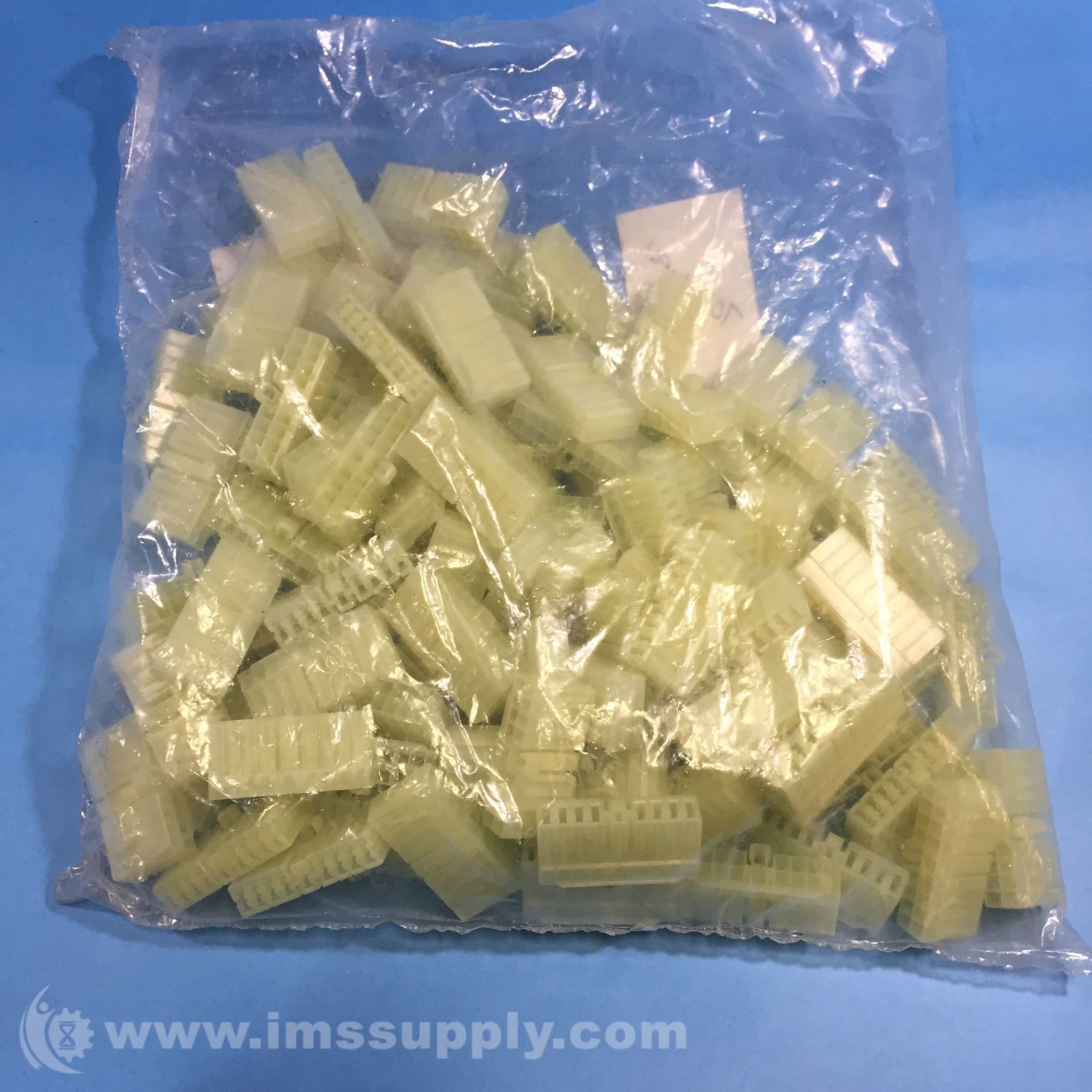 Tyco Electronics 172500-1 Bag of 100 Automotive Connectors FNFP