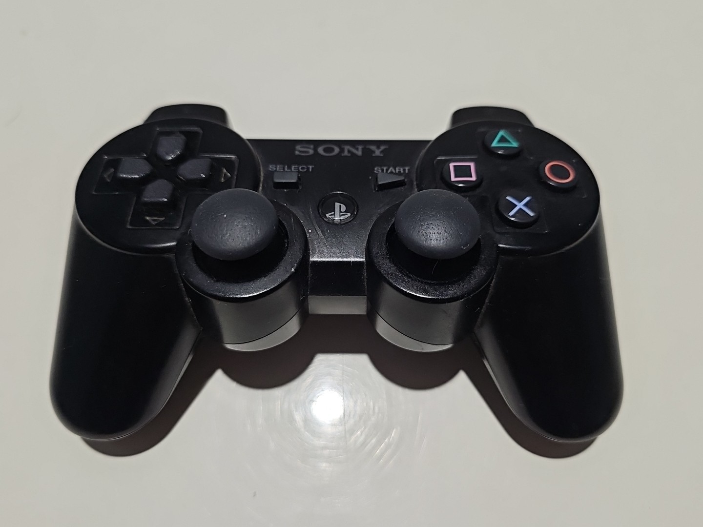 Sony White PlayStation 3 Slim 160GB Console Bundle PS3 Cords 2 Controllers