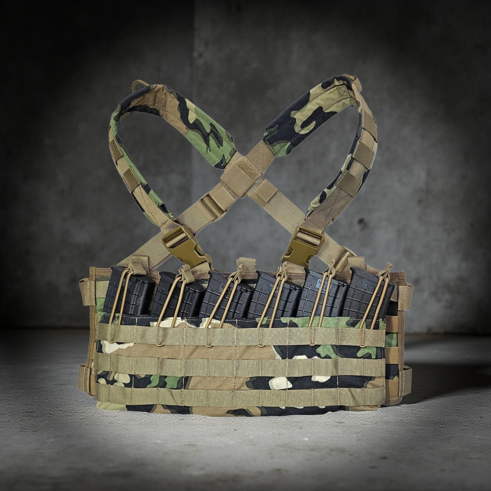 Low Profile Chest Rig M25 Woodland