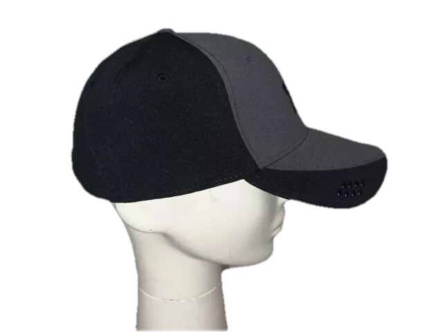 Vintage Under Armour UA Sports Gray/ Black Golf Fitted Cap Hat Size - L