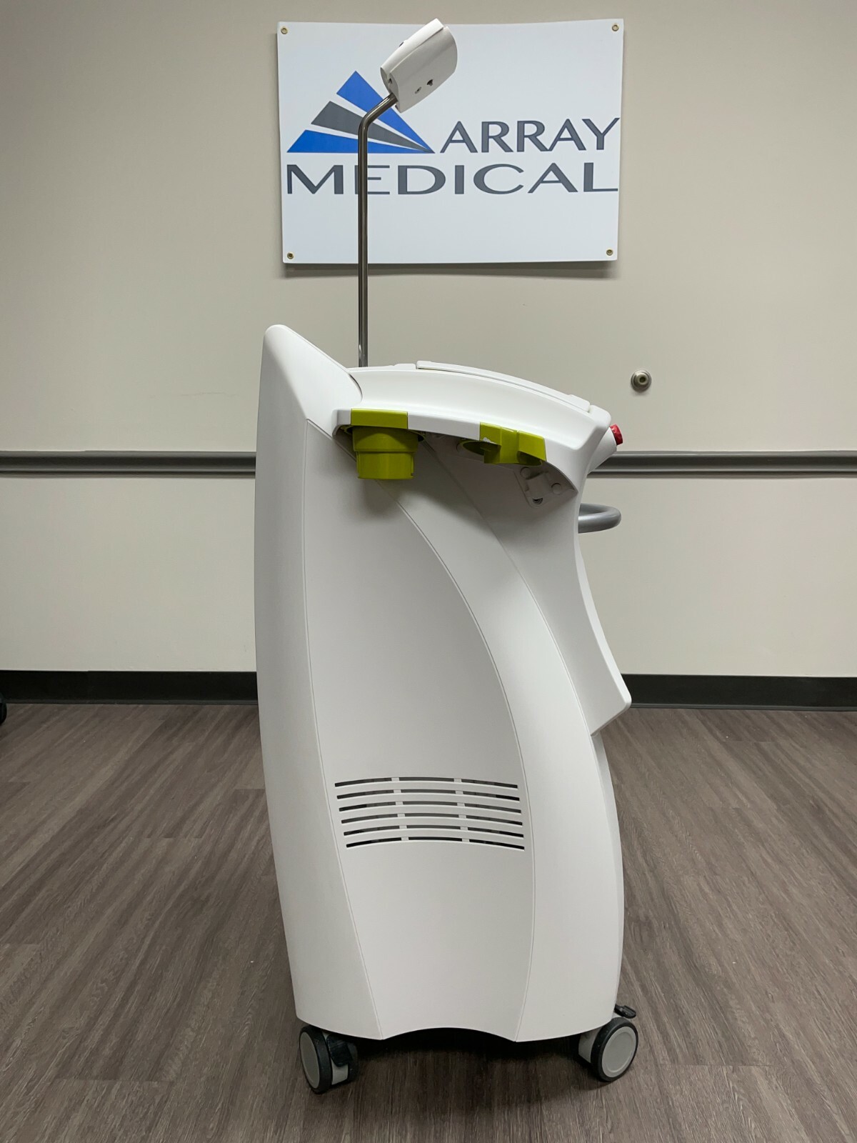 2016 Venus Concept Versa- VERY LOW USE