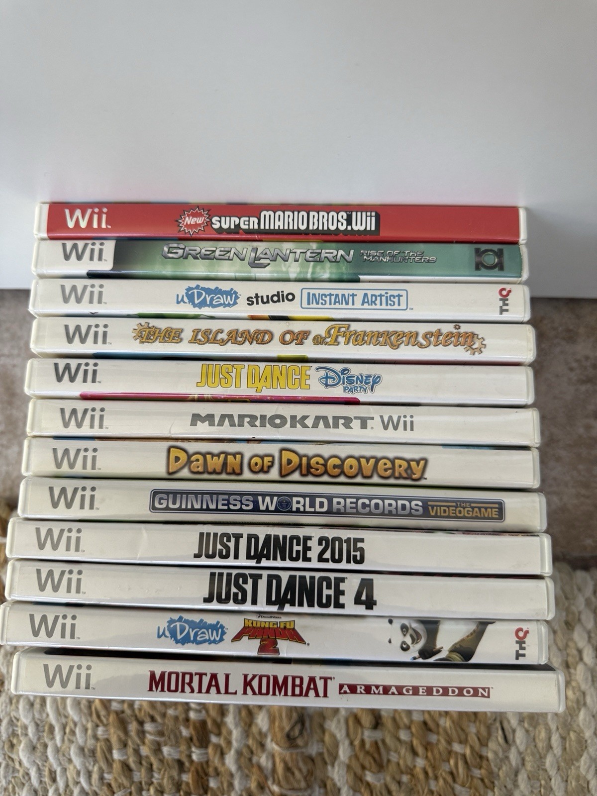Used Wii Console With 12 Games & Extra