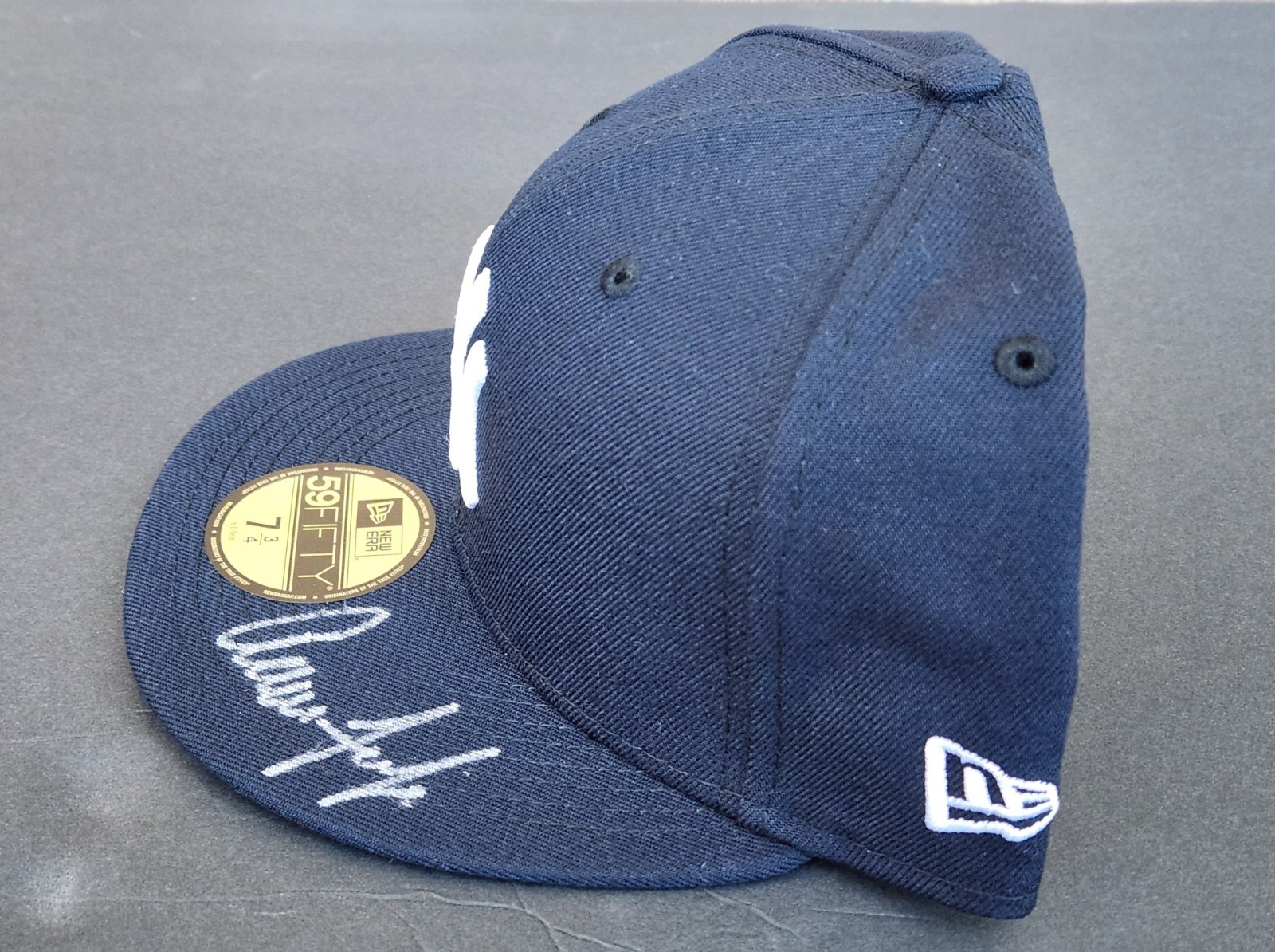 Aaron Judge Autographed New Era World Series Hat 2024 New York Yankees Beckett