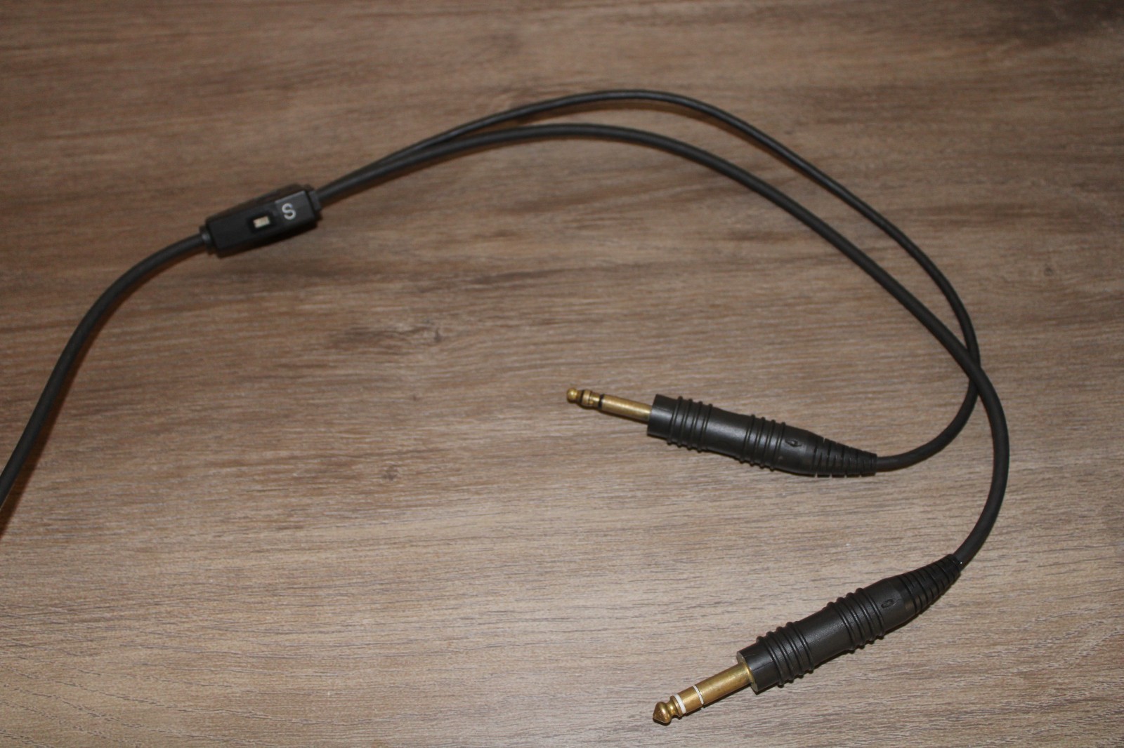 David Clark H10-13S Aviation Headset used (READ BELOW)