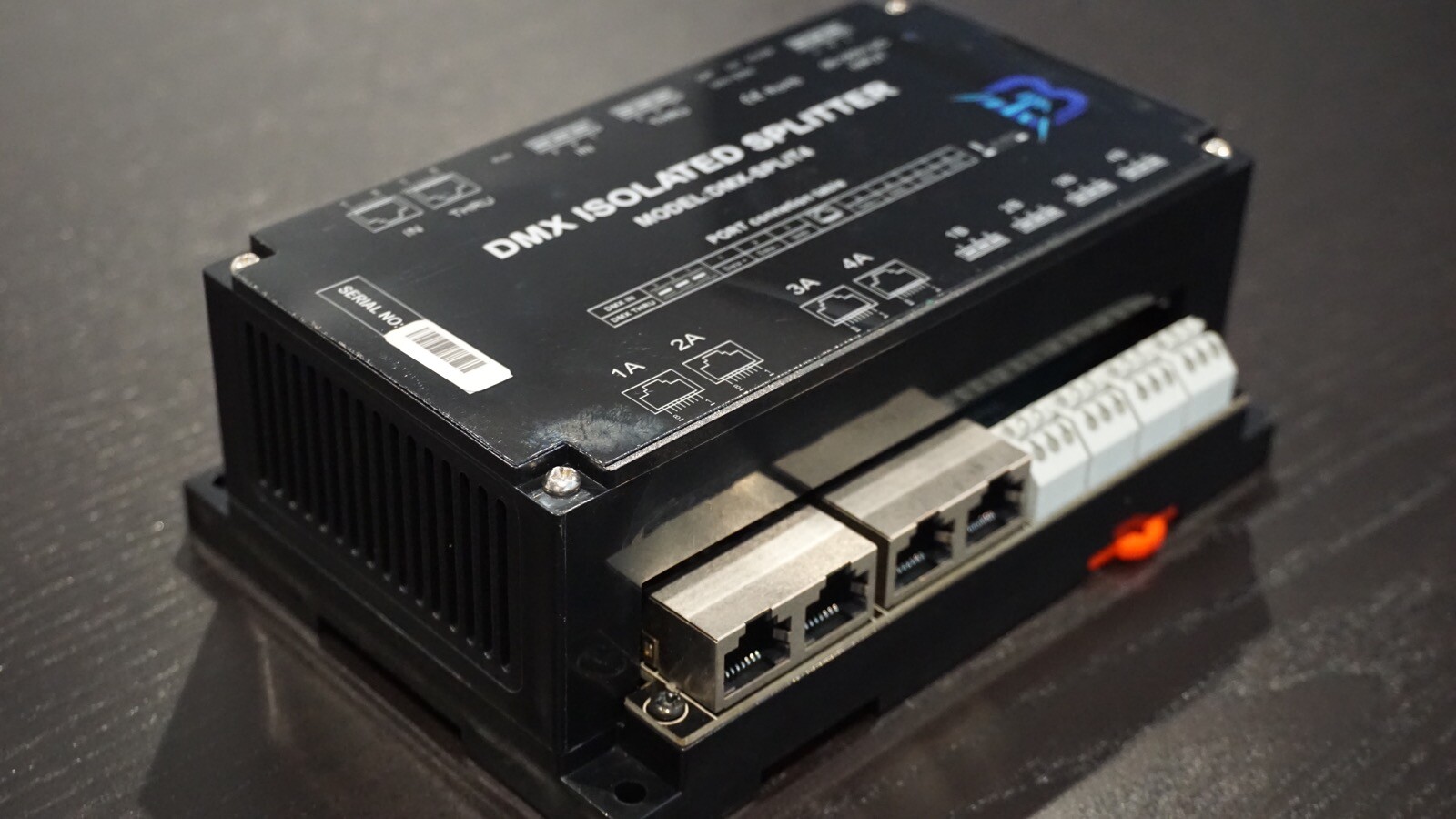 Blue Haze Entertainment DMX Isolated Splitter DMX-SPLIT4 lighting control IP40