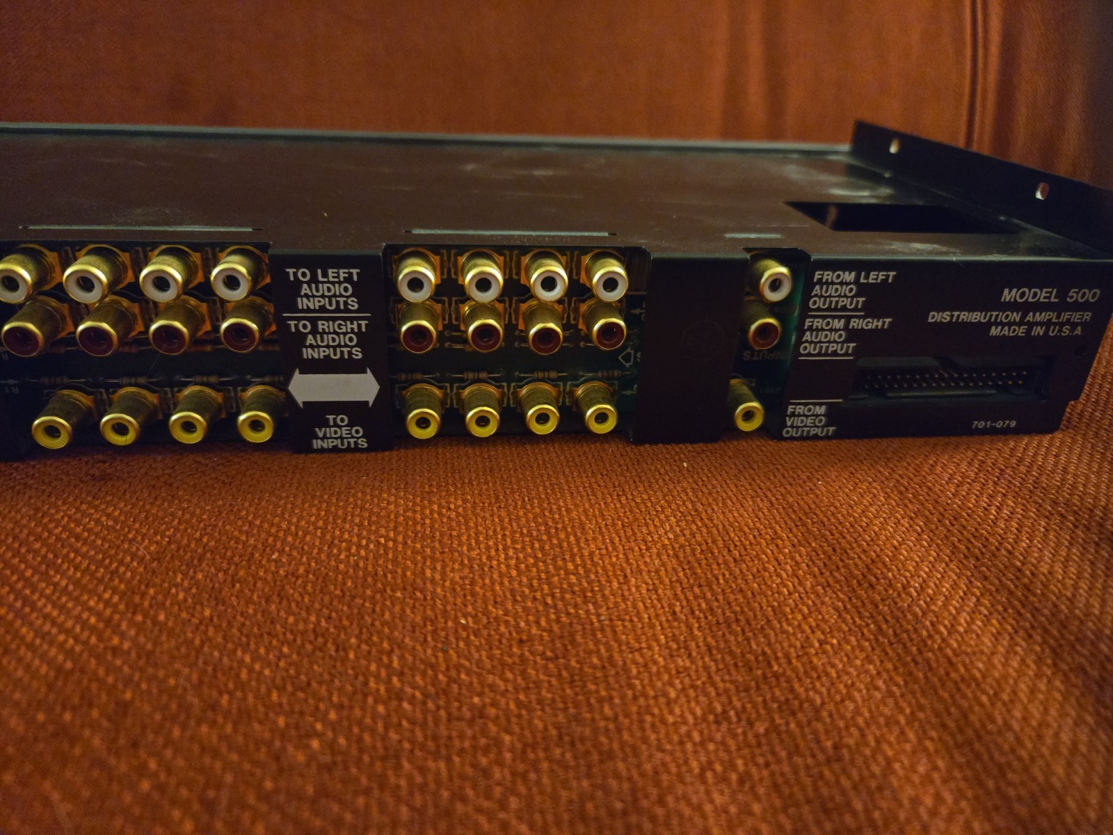 TecNec Model 500 16 Channel Audio/Video Distribution Amplifier RETRO ELECTRONICS