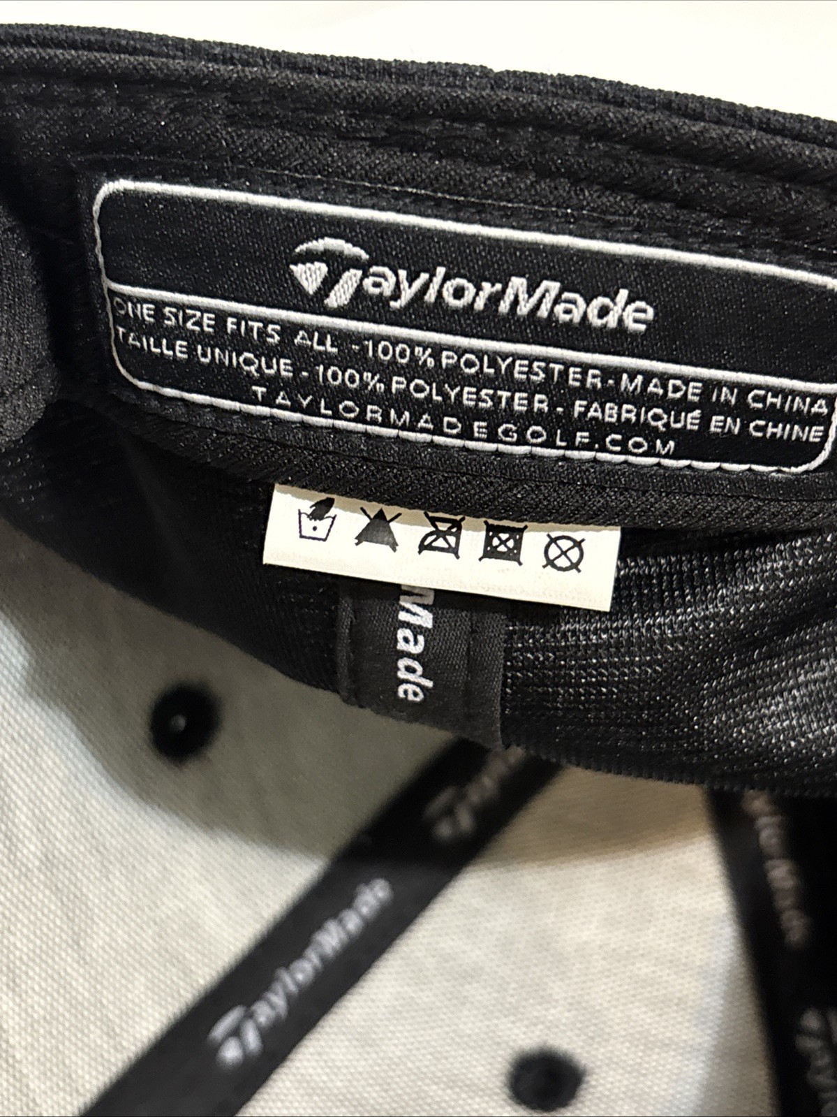 TaylorMade SLDR Speedblade Black Golf Baseball Hat. Black White Stitched