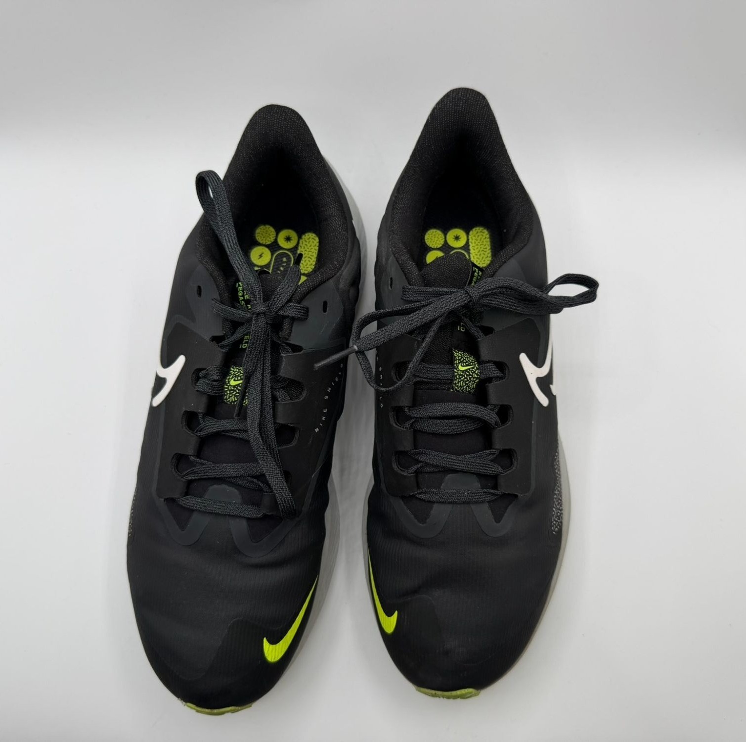 Nike Air Zoom Pegasus 39 Shield Mens Size 8 Black Green Running Shoes DO7625-002
