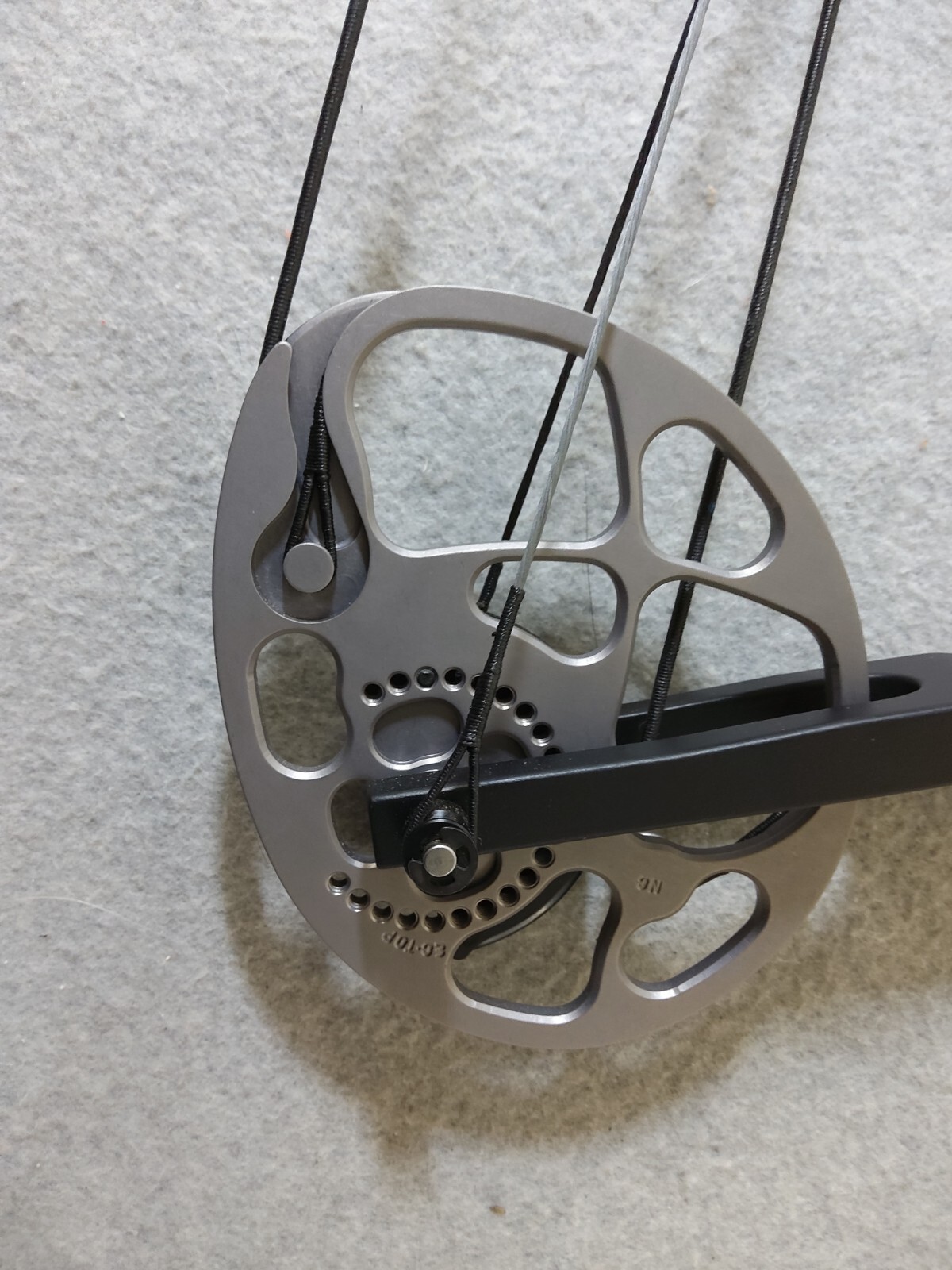 Diamond Archery by Bowtech Prism Lefthanded Compund Bow