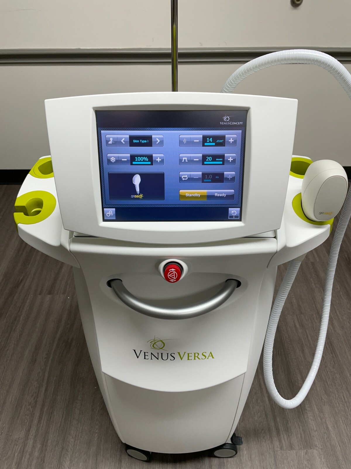 2016 Venus Concept Versa- VERY LOW USE