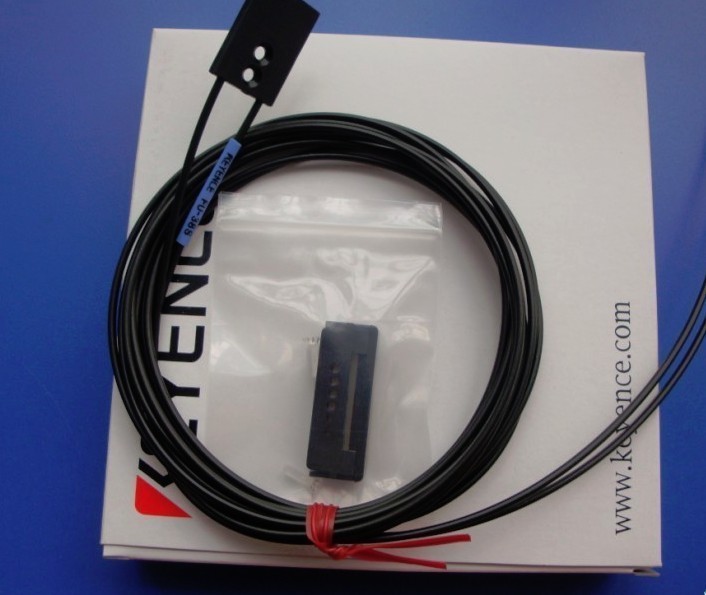 1PC Keyence FU-38 FU38 fiberoptic amplifier sensor New In Box
