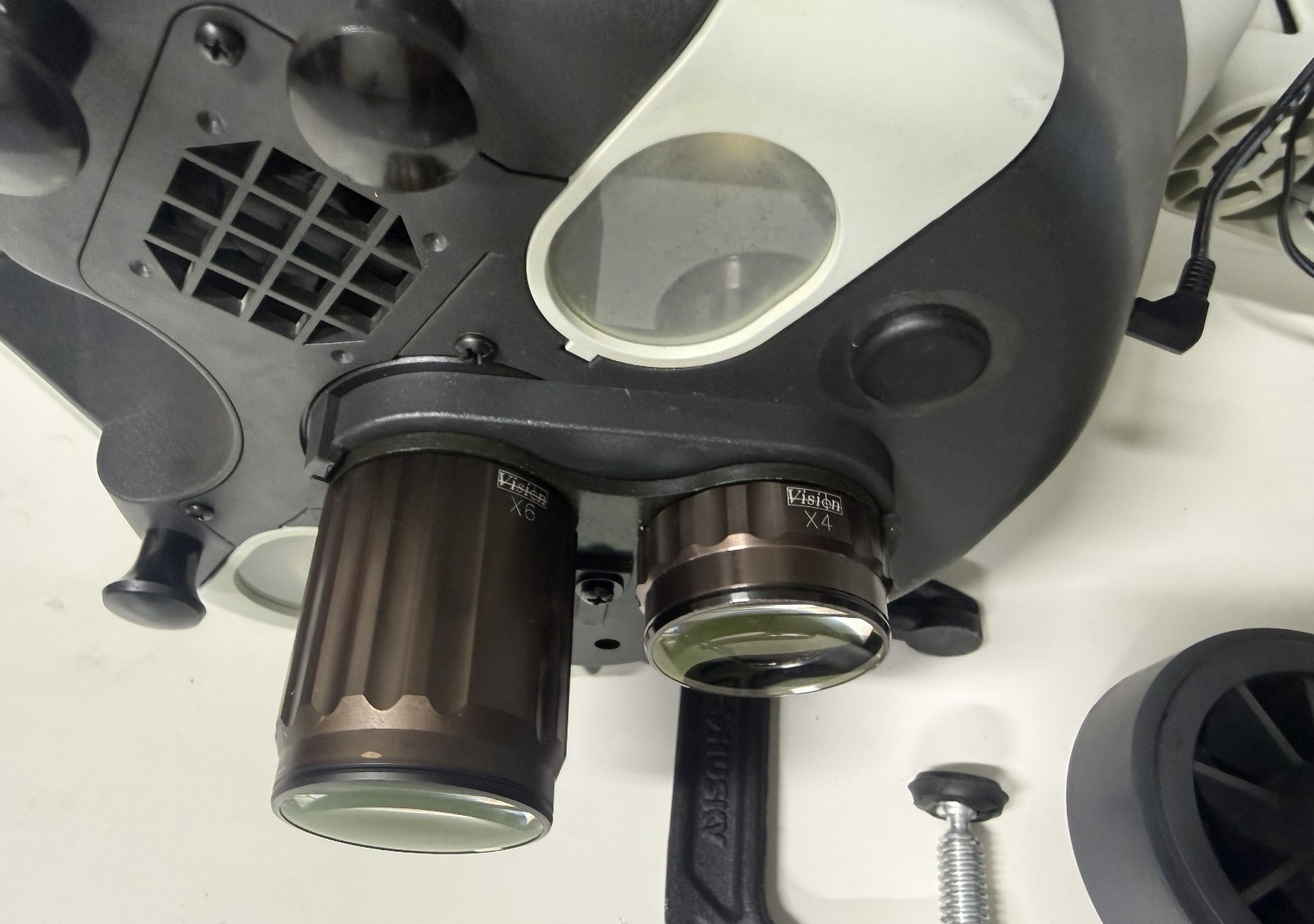 Vision Engineering ORIGINAL MANTIS STEREO MICROSCOPE with 6X and 4X Lenses