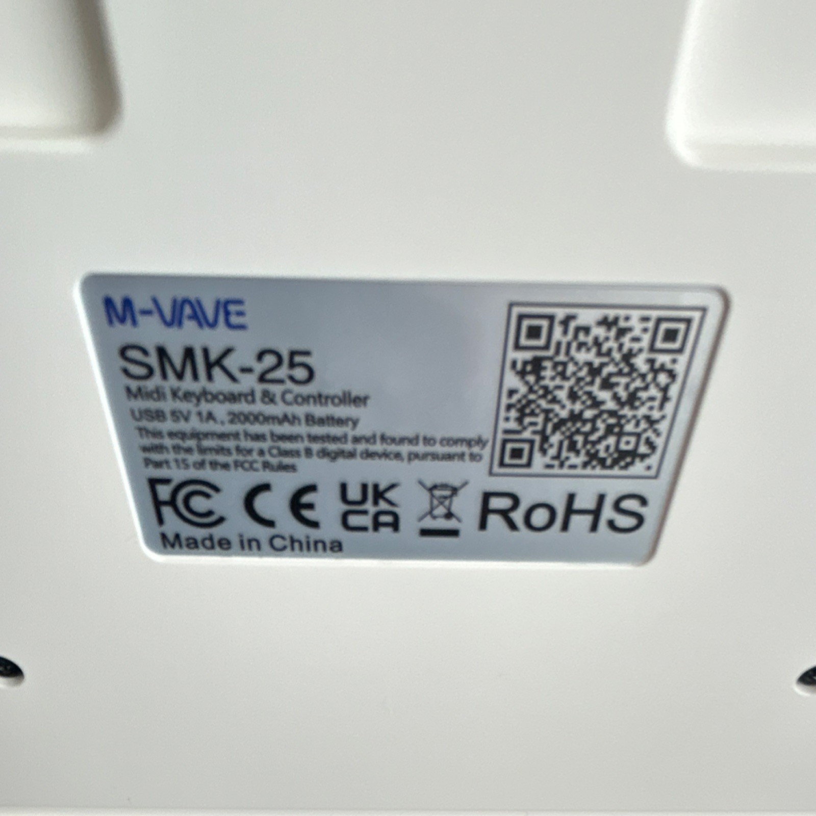 M-VAVE SMK-25 MIDI Keyboard Controller, backlit drum pad, prof semi weighted key