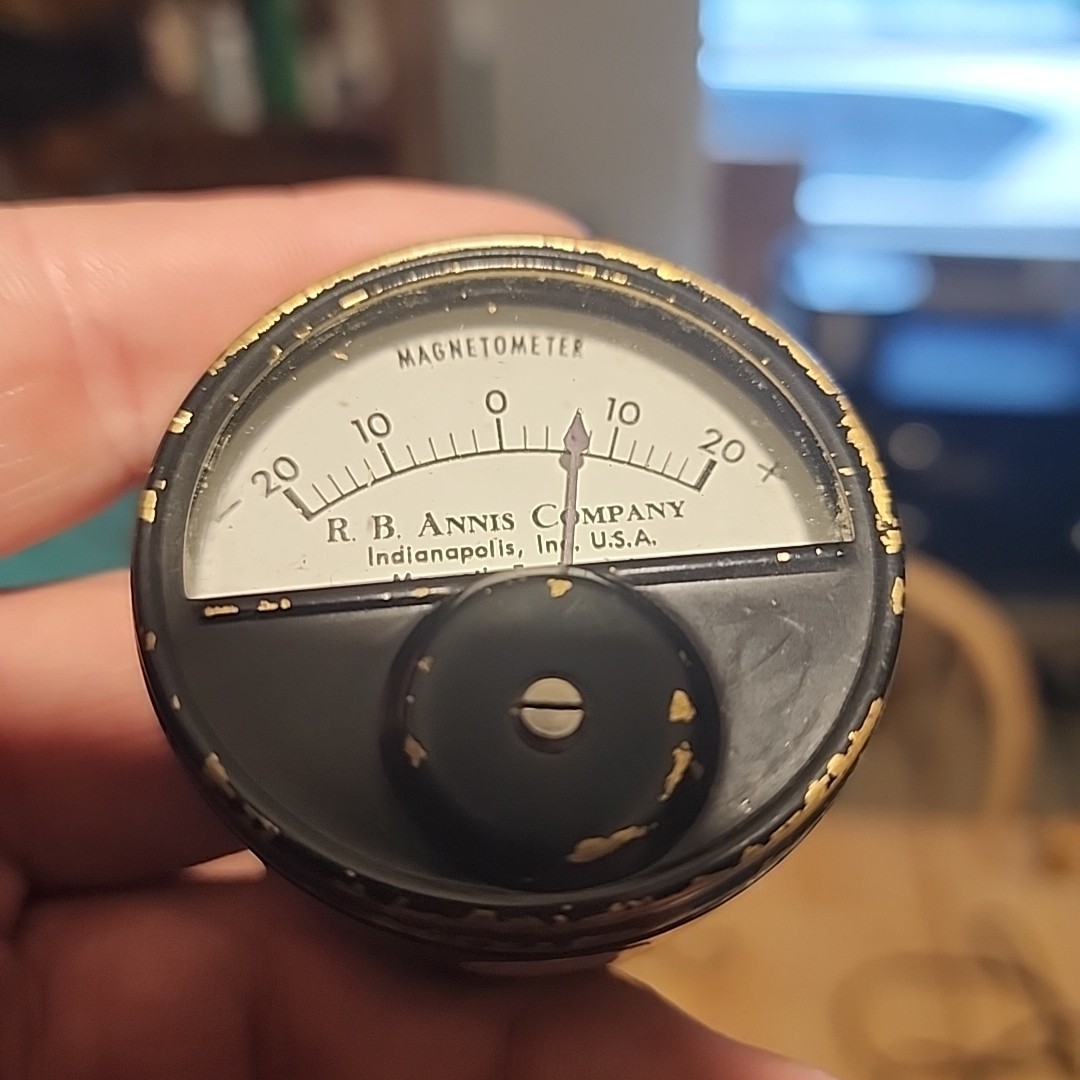 R. B. Annis Pocket Magnetometer