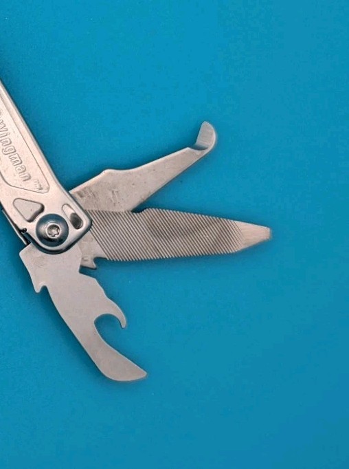 LEATHERMAN WINGMAN MULTI-TOOL! FAST SHIPPING!