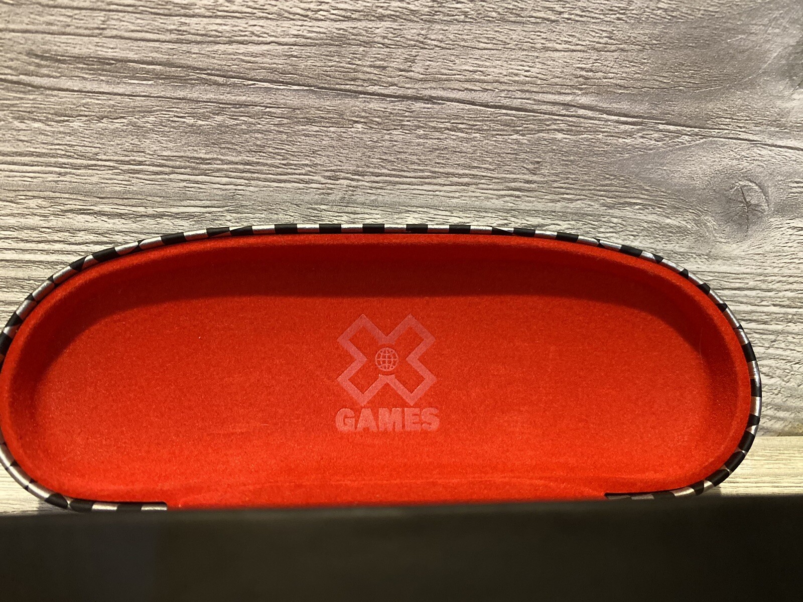 X Games Eye Glass Sunglasses Hard Case Logo Red Felt Lining Case Only EUC