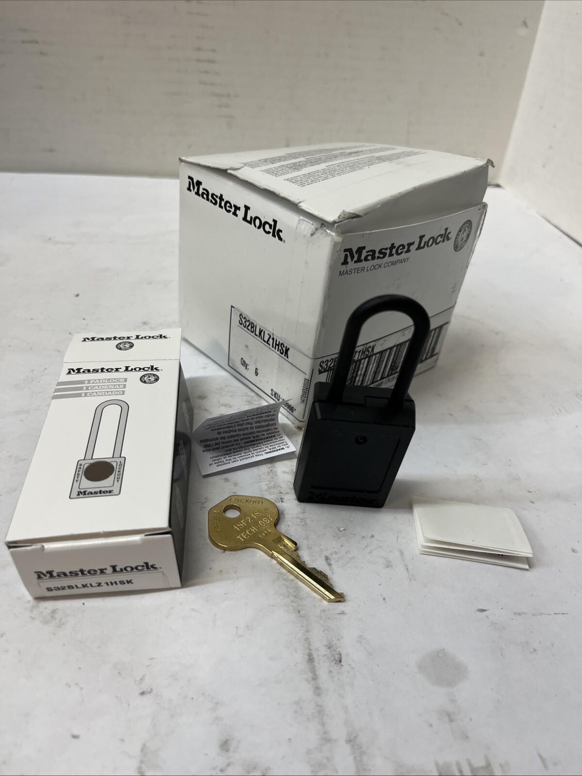MasterLock S32BLKLZ1HSK Qty 6