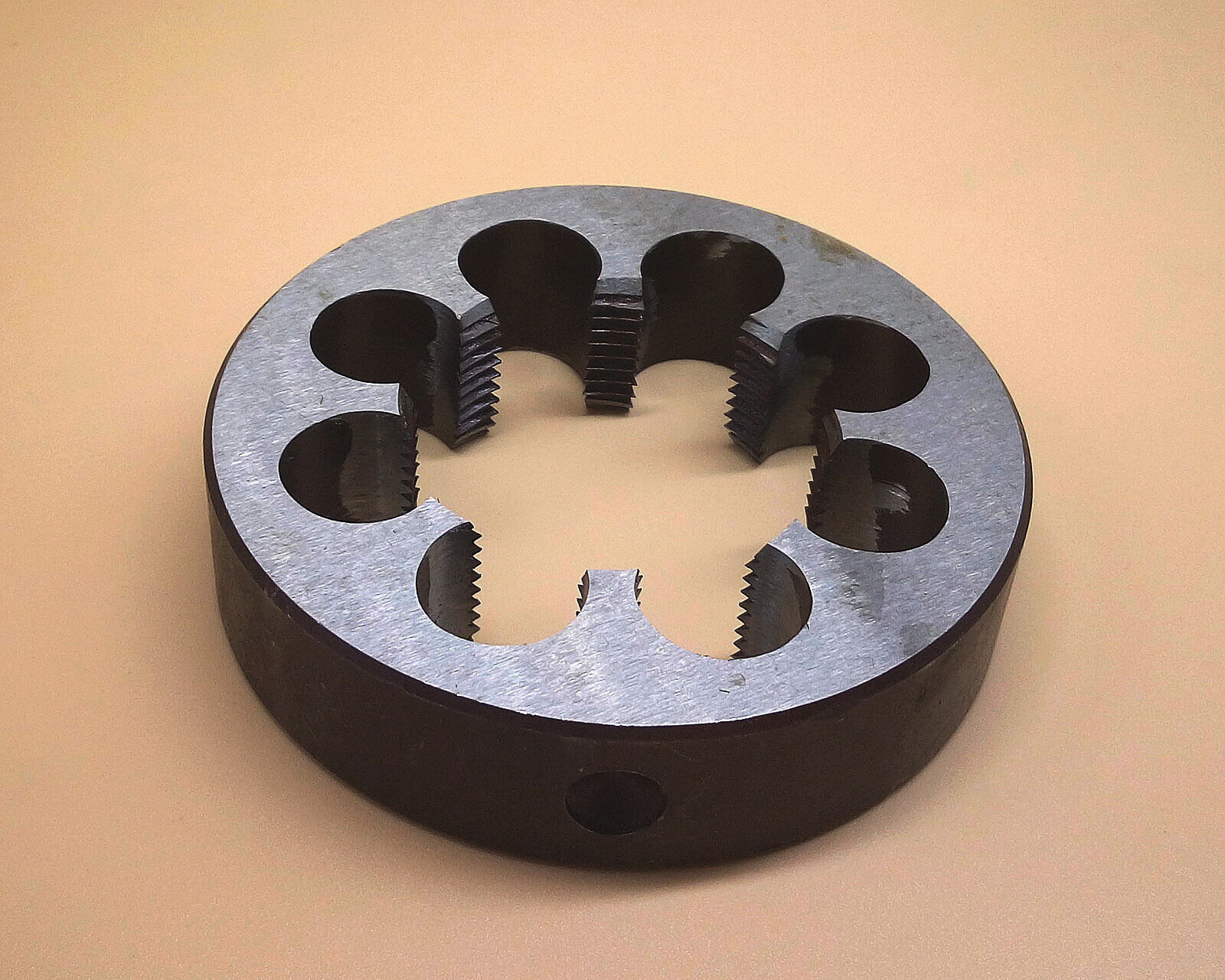 M40 x 3mm Metric Right hand Die 40x3.0mm Pitch [M158a]
