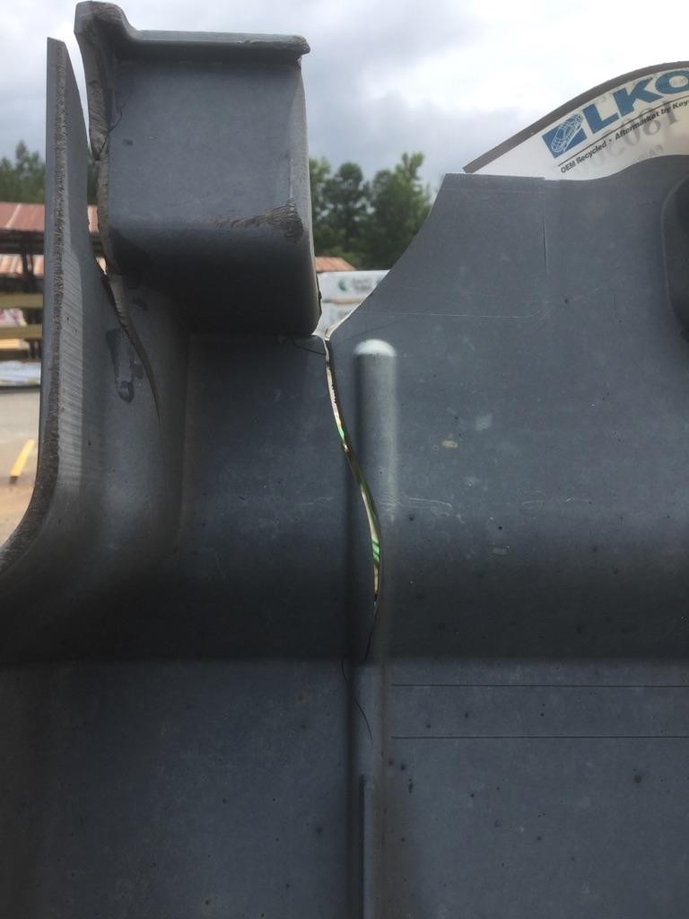 For 2007 VOLVO VNL SIDE FAIRING Left , GA